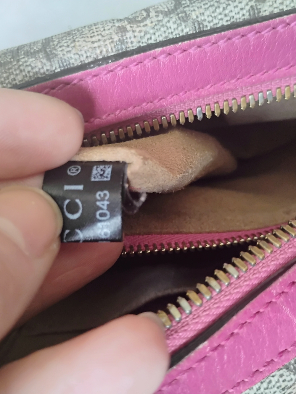 Gucci GG 2 Tone Supreme Boston Bag - Preloved - Picture 10 of 14